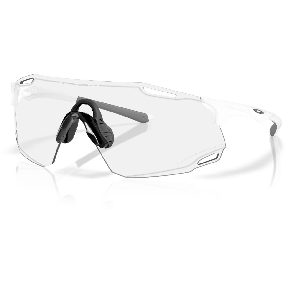 Oakley CYBR DYNO | Clear to Black Iridium Photochromic Matte White, L
